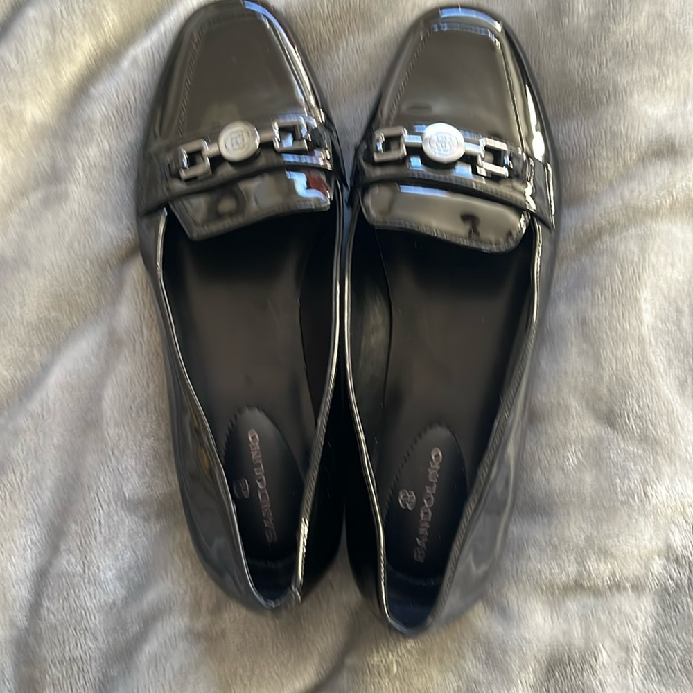 Bandolino  patient loafers